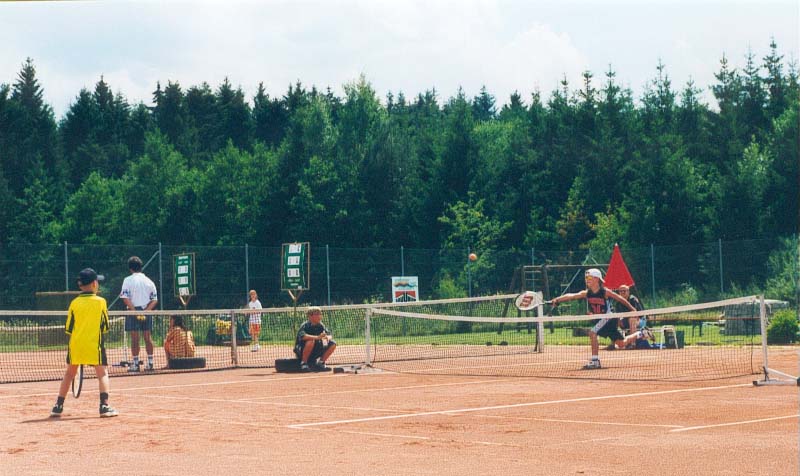 1998: Kleinfeld für Kids
